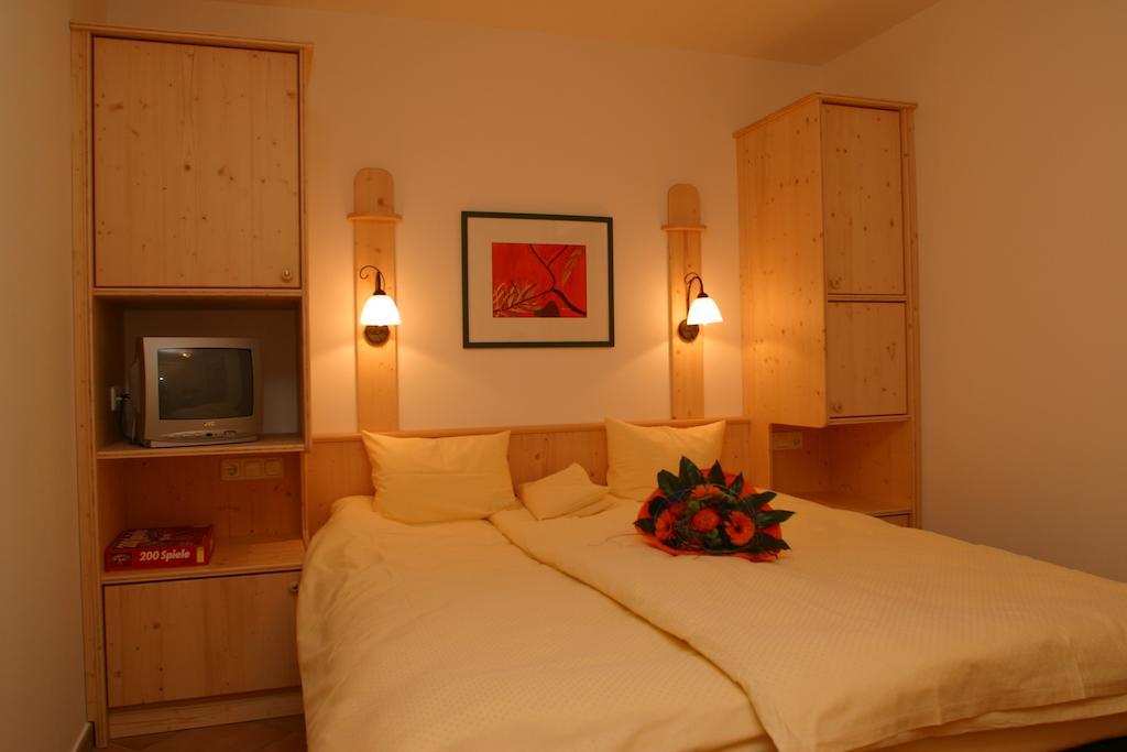 Appartement Hotel Sonneck เคอนิกสไลเทน ภายนอก รูปภาพ