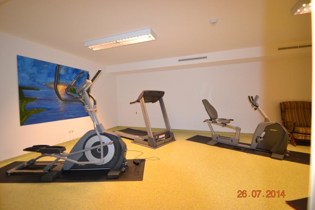 Appartement Hotel Sonneck เคอนิกสไลเทน ภายนอก รูปภาพ