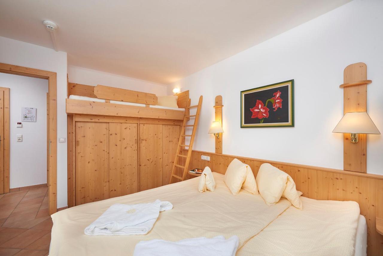 Appartement Hotel Sonneck เคอนิกสไลเทน ภายนอก รูปภาพ
